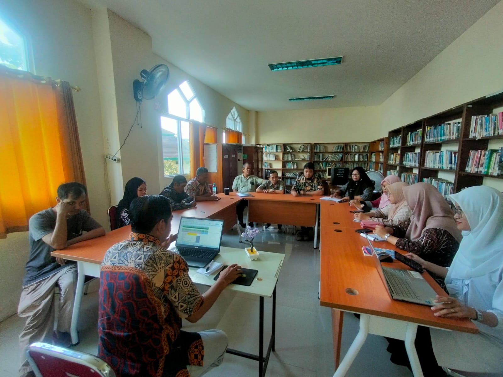 Rapat Koordinasi Internal Perpustakaan IAIN Pontianak: Siapkan Bukti Dukung Kinerja dan Mutu